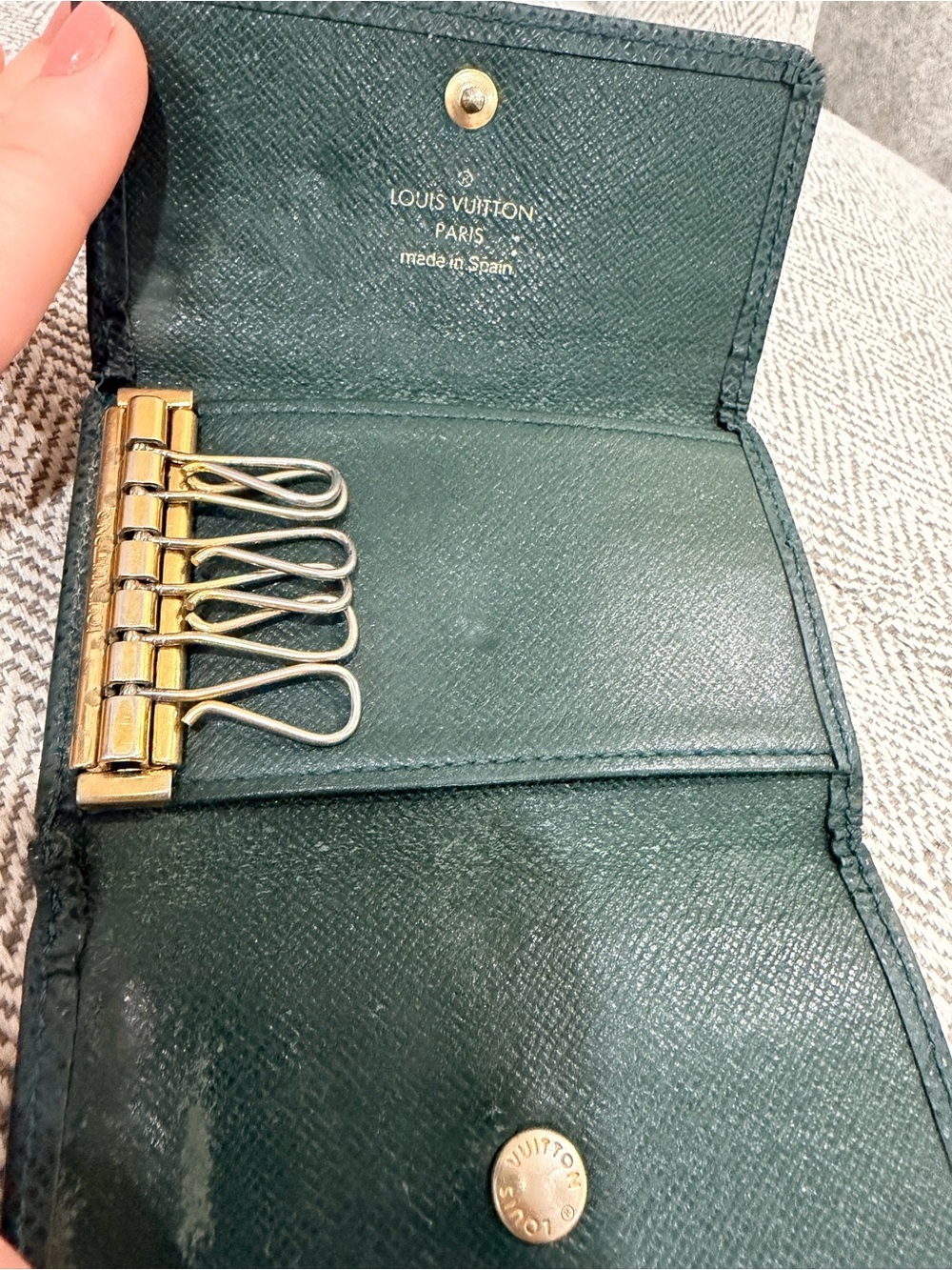 Louis Vuitton Green Leather Key & Card Holder with Gold Hardware